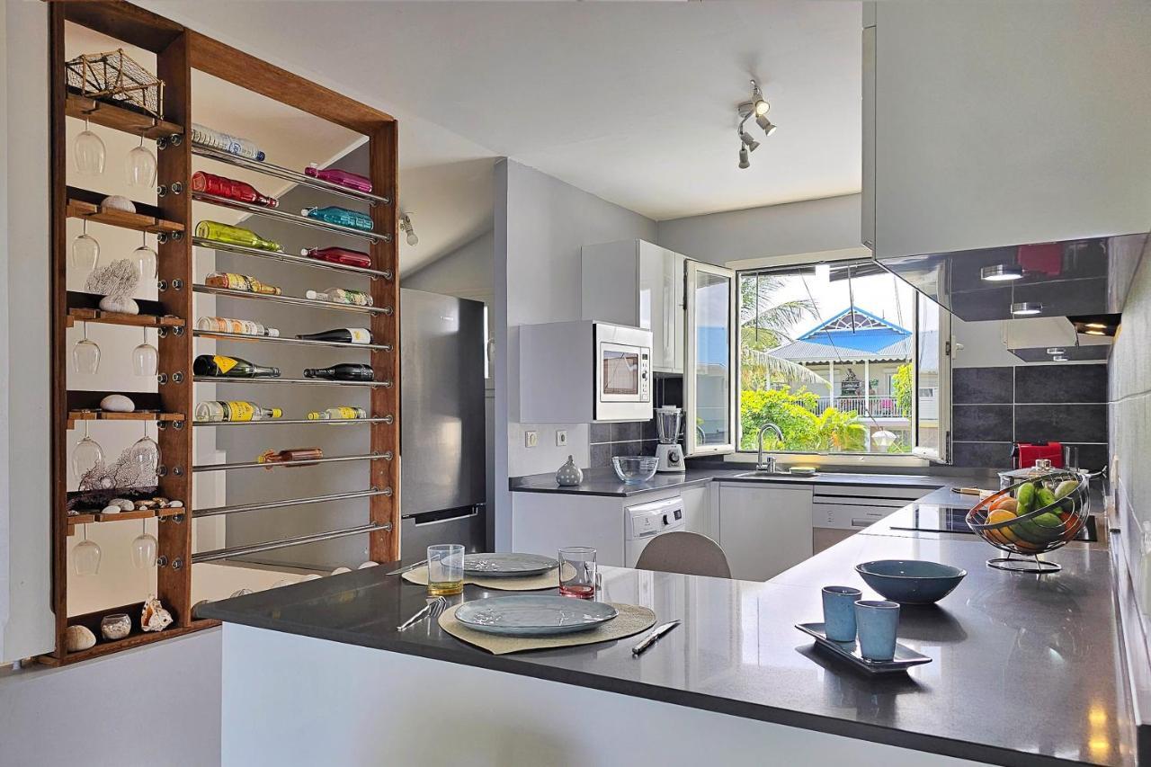 Appartement Carpe Diem Le Moule Bagian luar foto